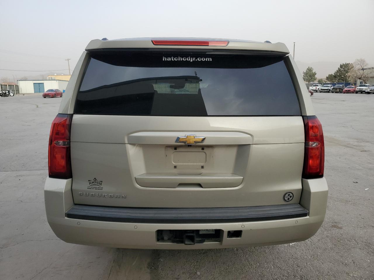 2015 Chevrolet Suburban - Image 6