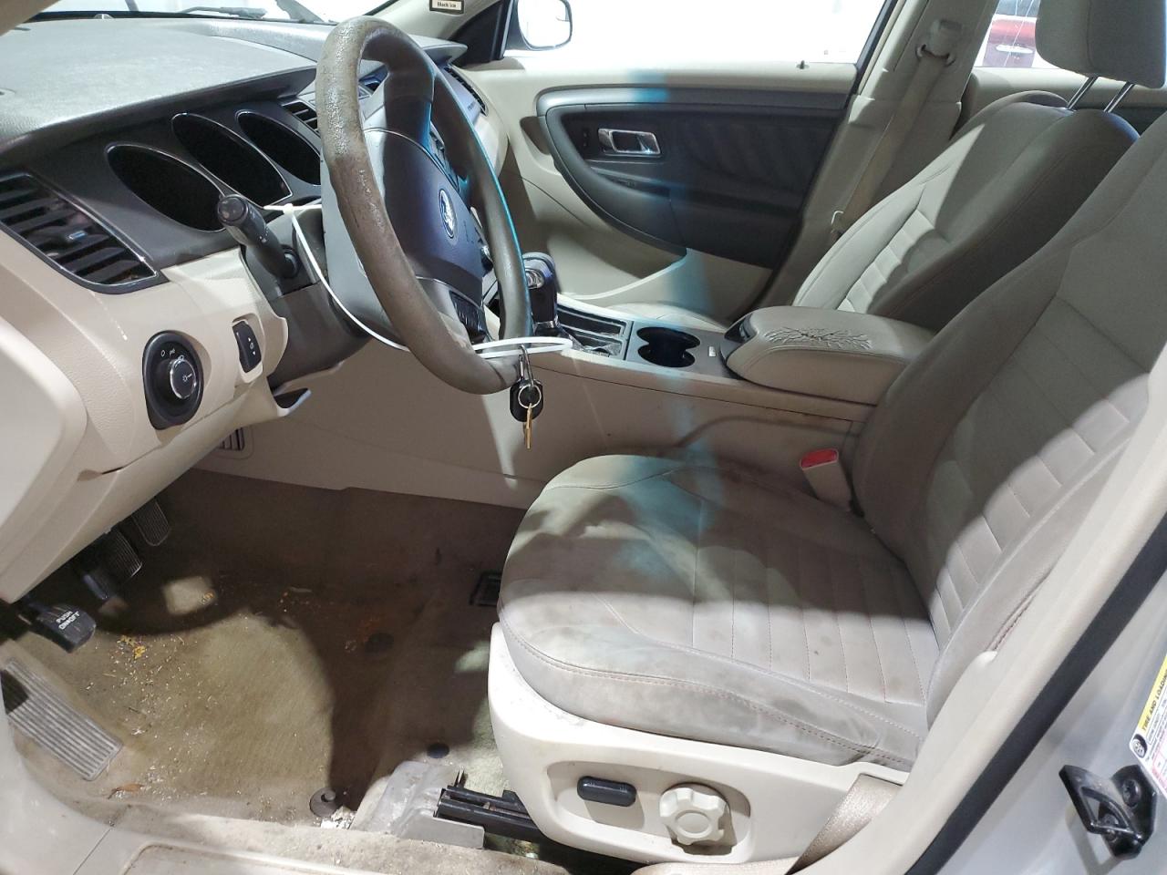 2012 Ford Taurus - Image 7