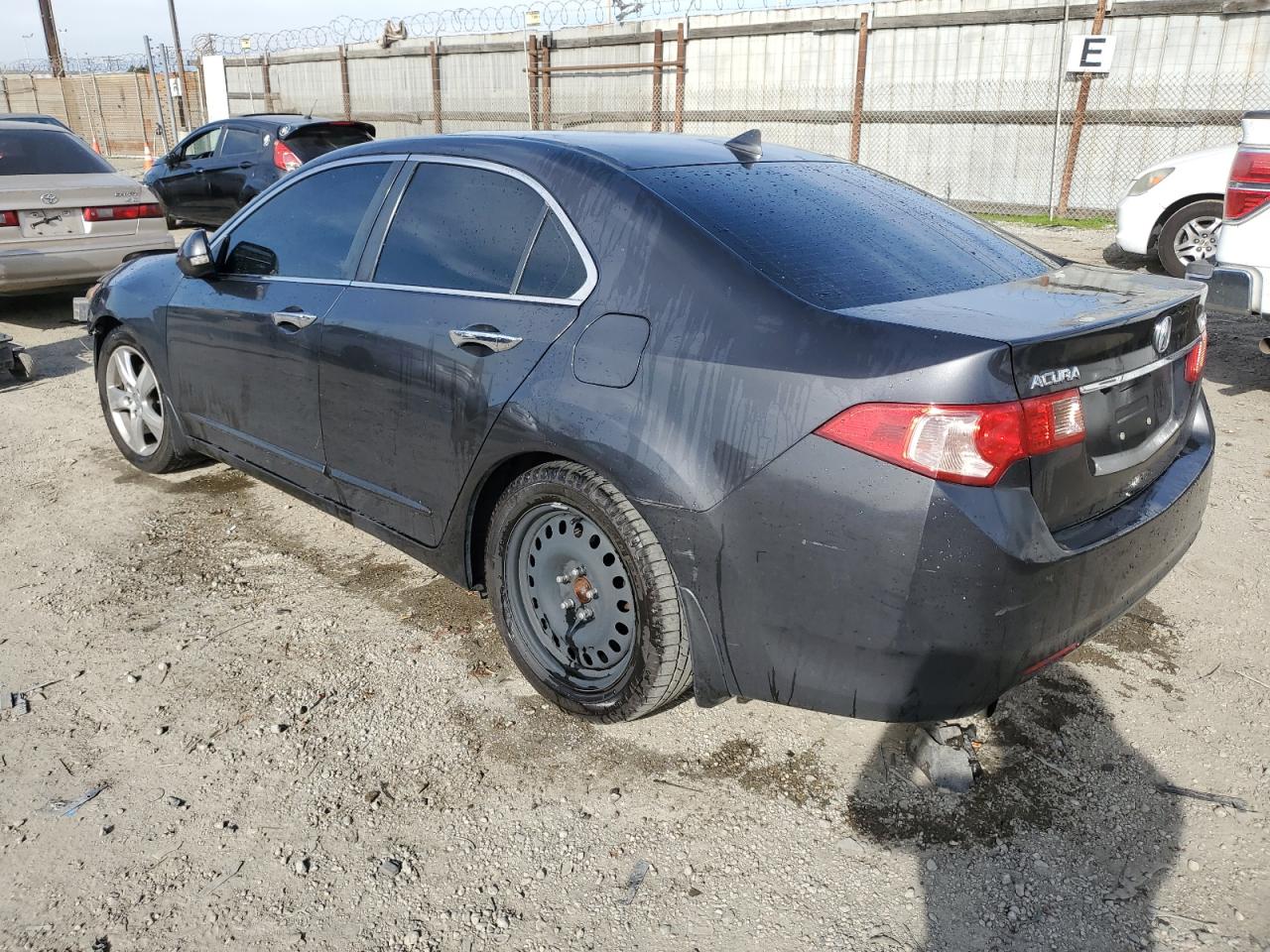 2011 Acura TSX - Image 2