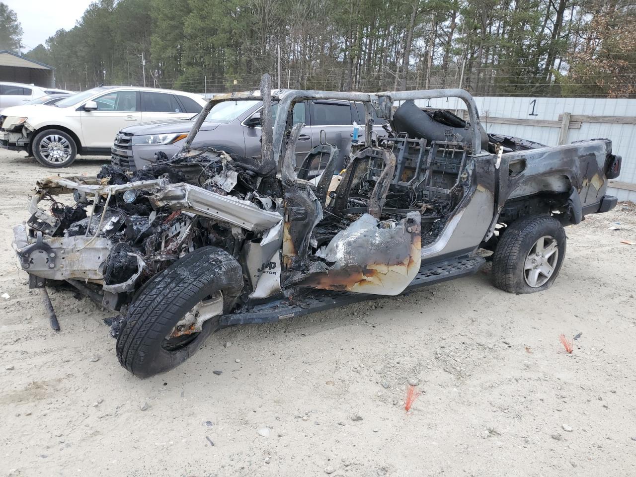 2020 Jeep Gladiator for Sale in Seaford, DE - Burn - Engine