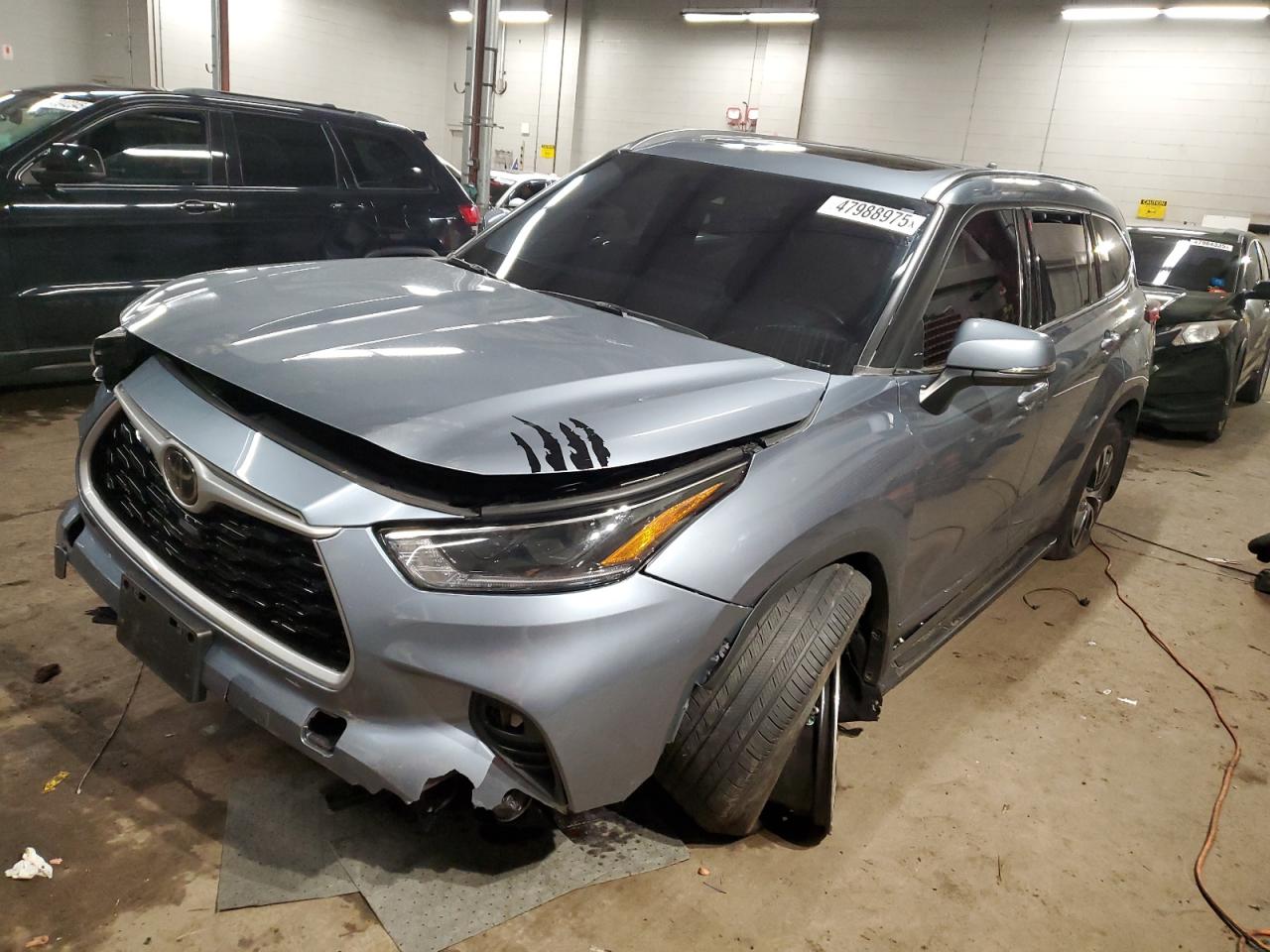 2021 Toyota Highlander - Image 1