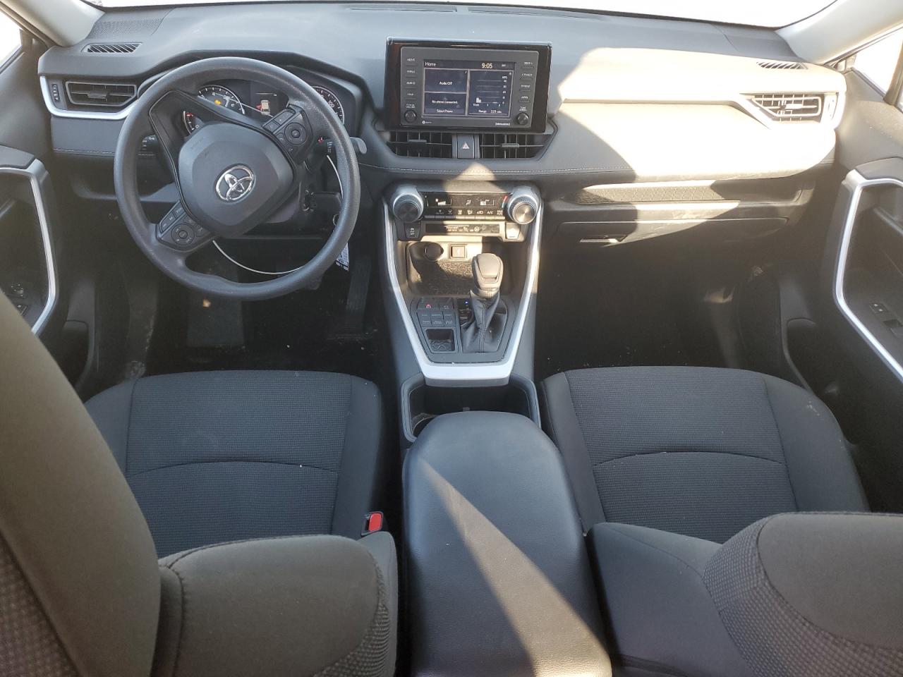 2022 Toyota RAV 4 - Image 8