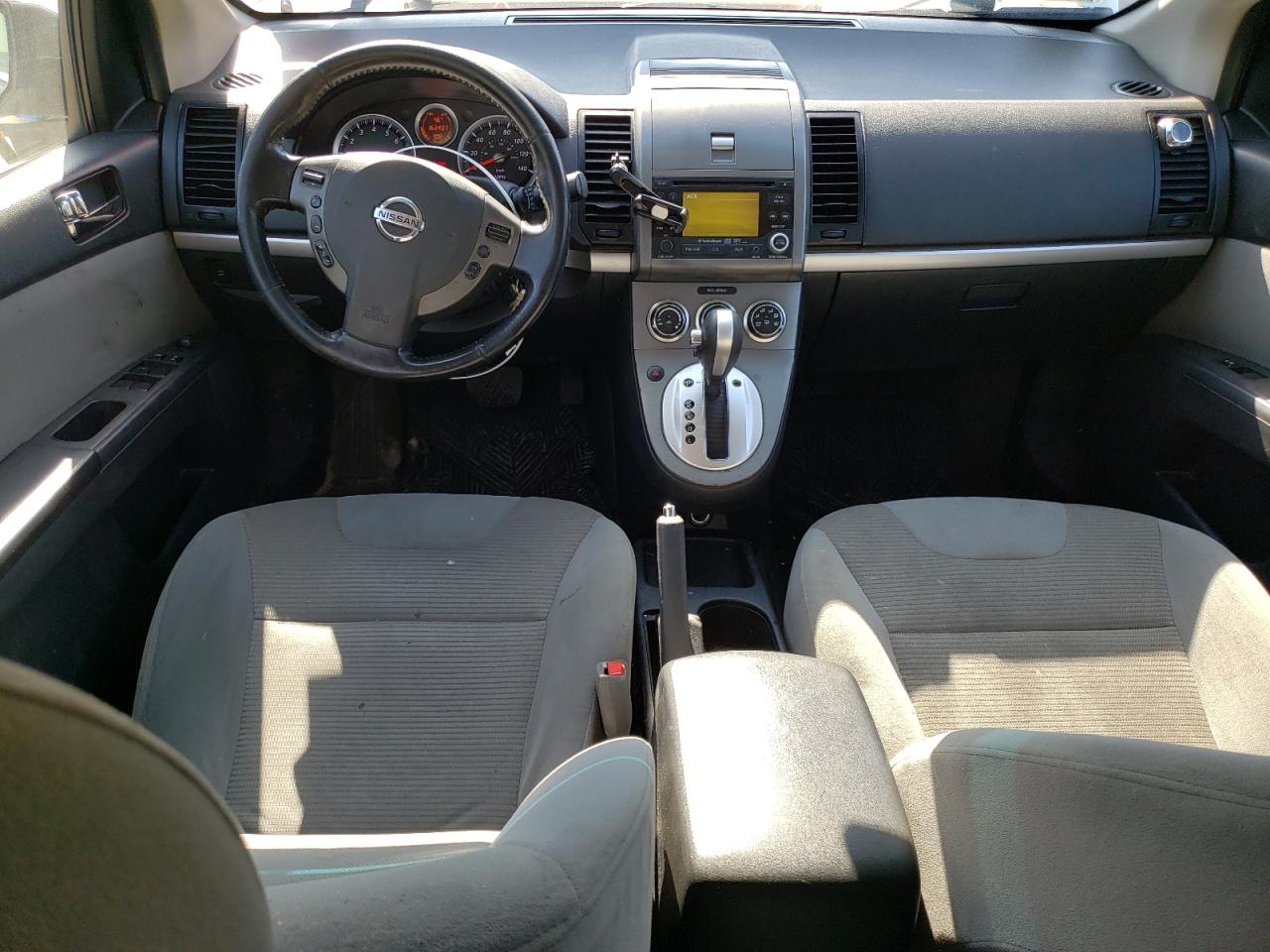 2011 Nissan Sentra - Image 8