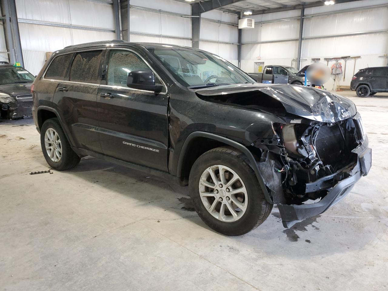 2015 Jeep Grand Cherokee - Image 4