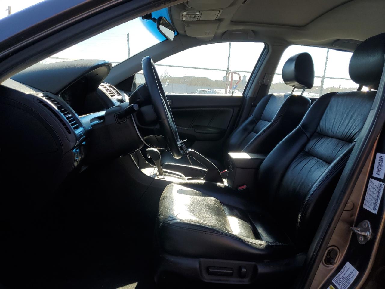 2006 Honda Accord - Image 7