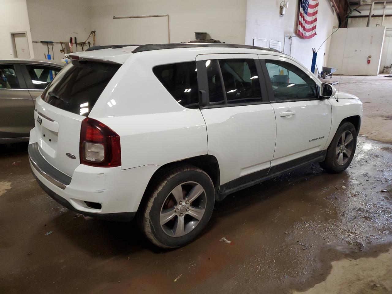 2016 Jeep Compass - Image 3