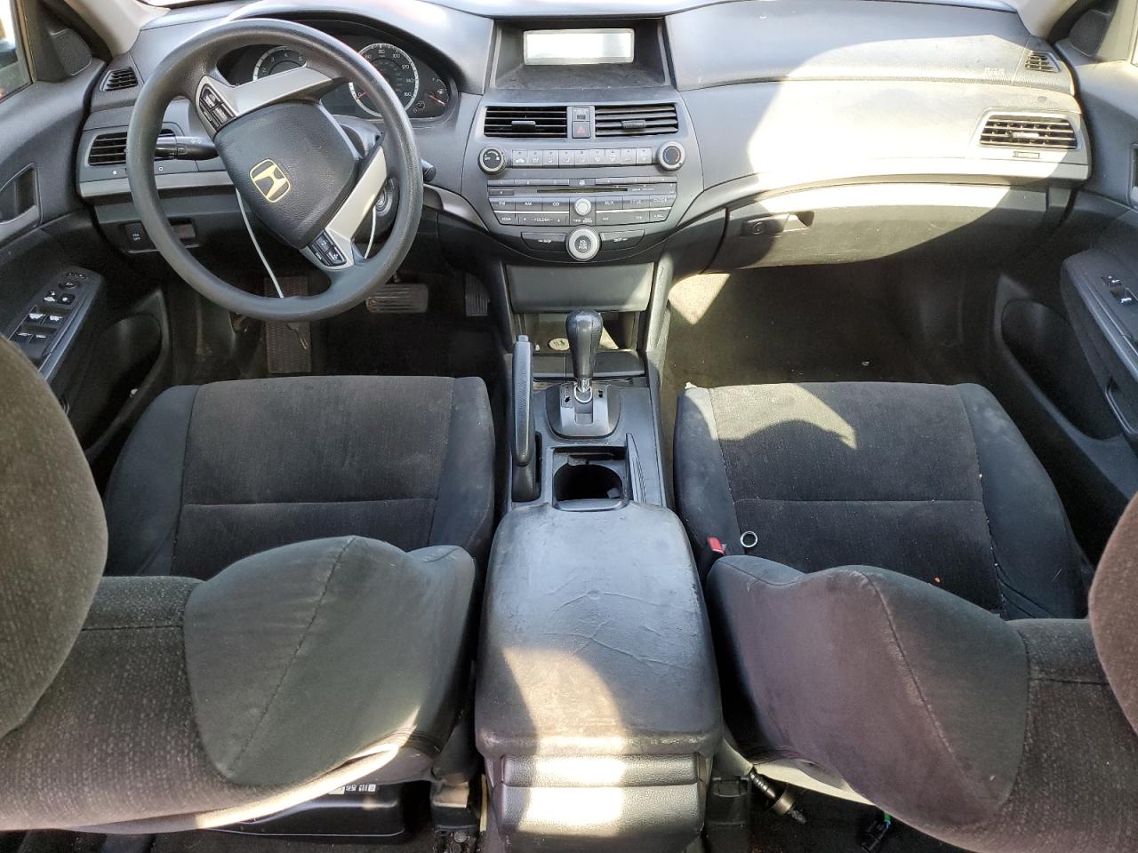 2010 Honda Accord - Image 8