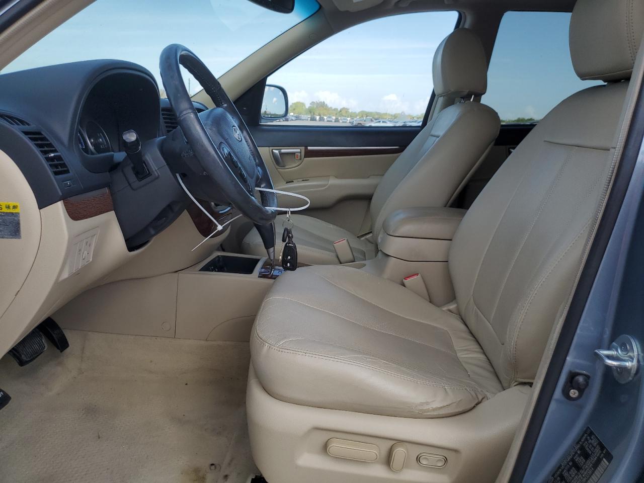 2009 Hyundai Santa Fe - Image 7