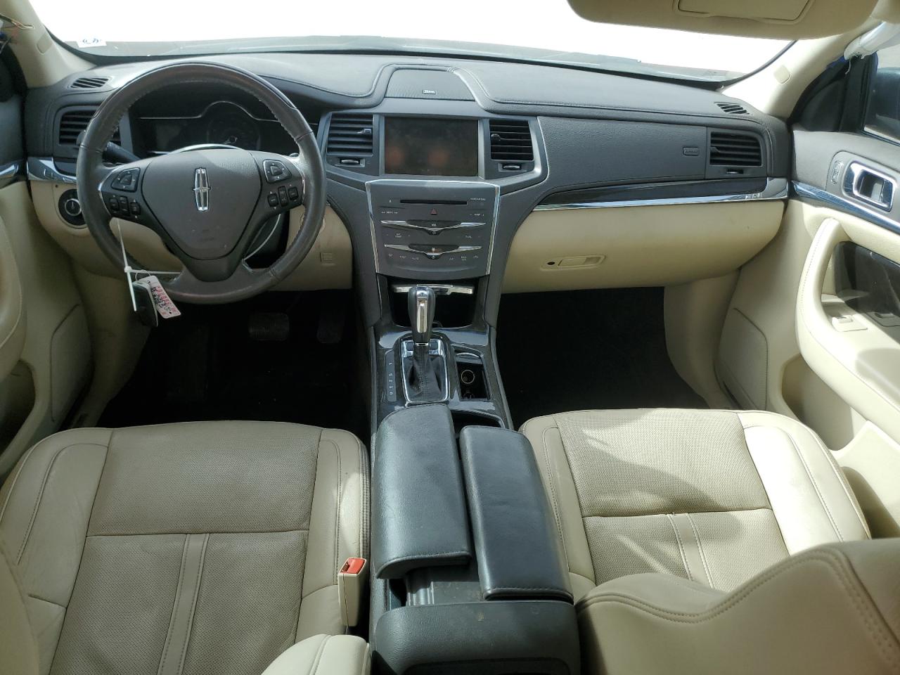 2013 Lincoln MKS - Image 8