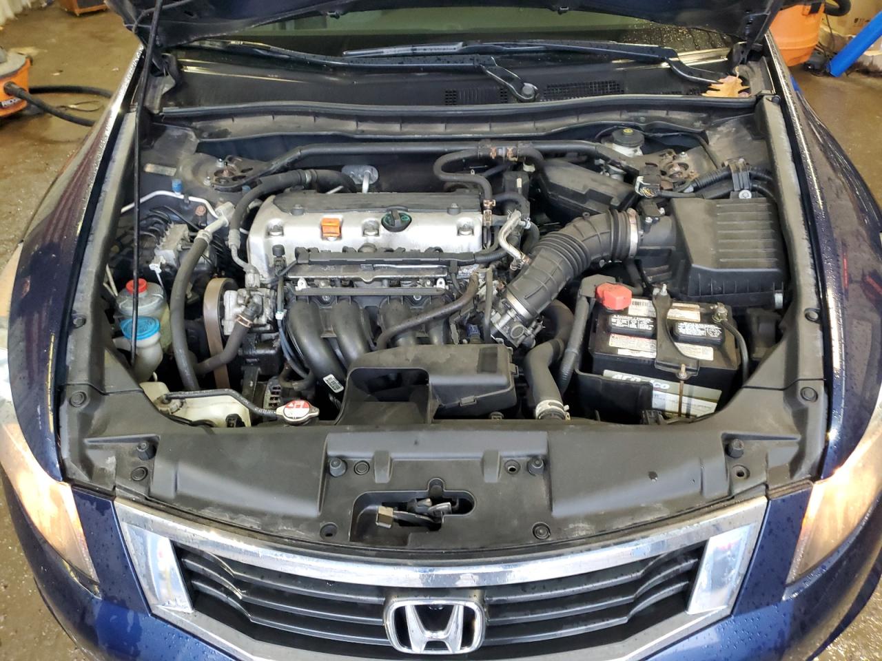 2010 Honda Accord - Image 13
