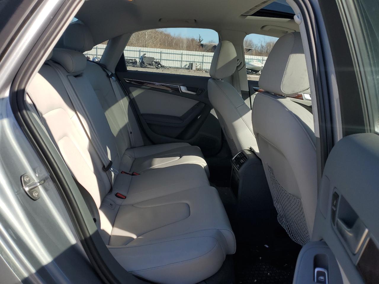2015 Audi A4 - Image 10