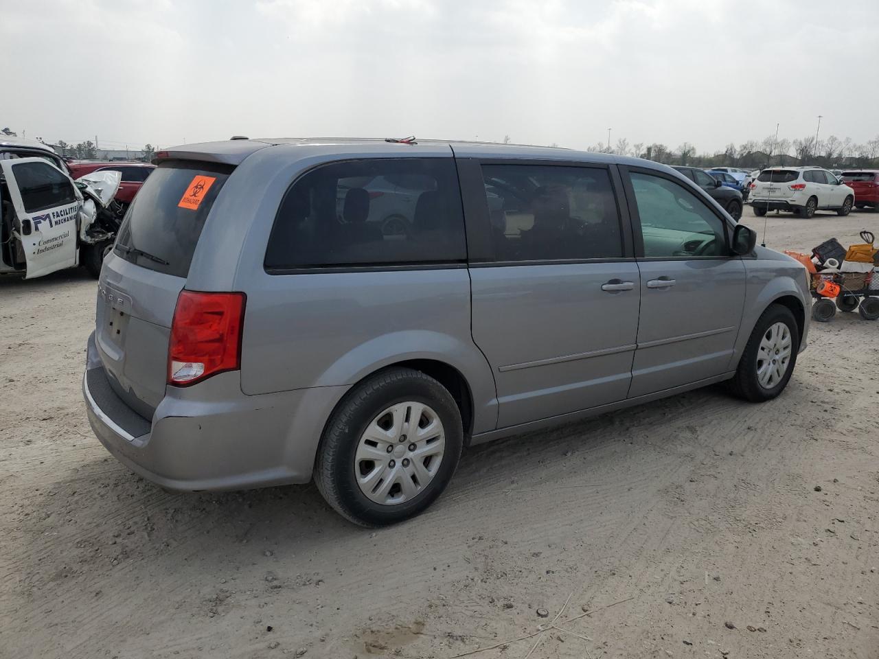 2014 Dodge Caravan - Image 3