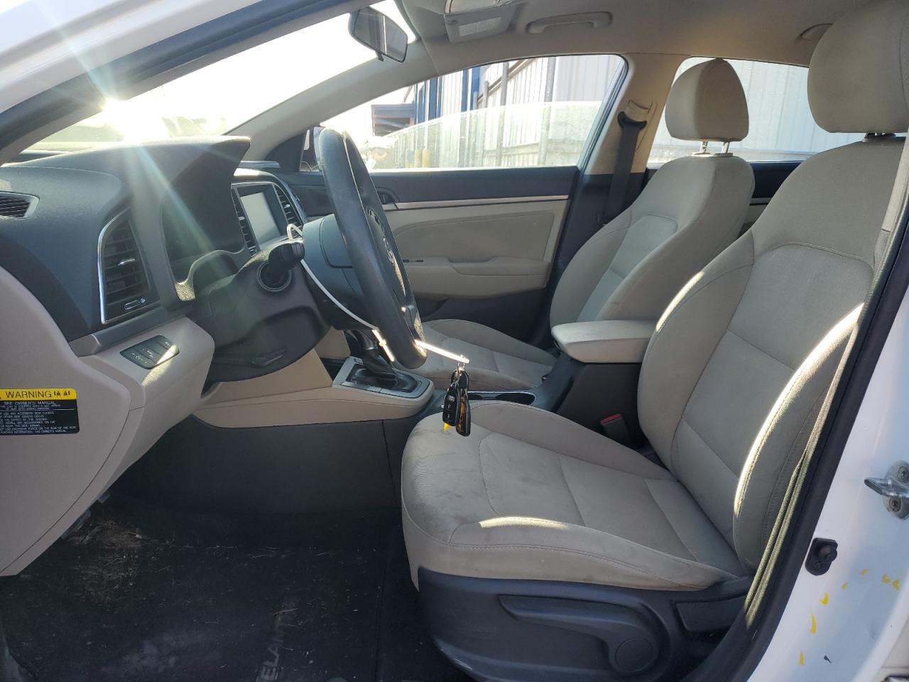 2018 Hyundai Elantra - Image 7