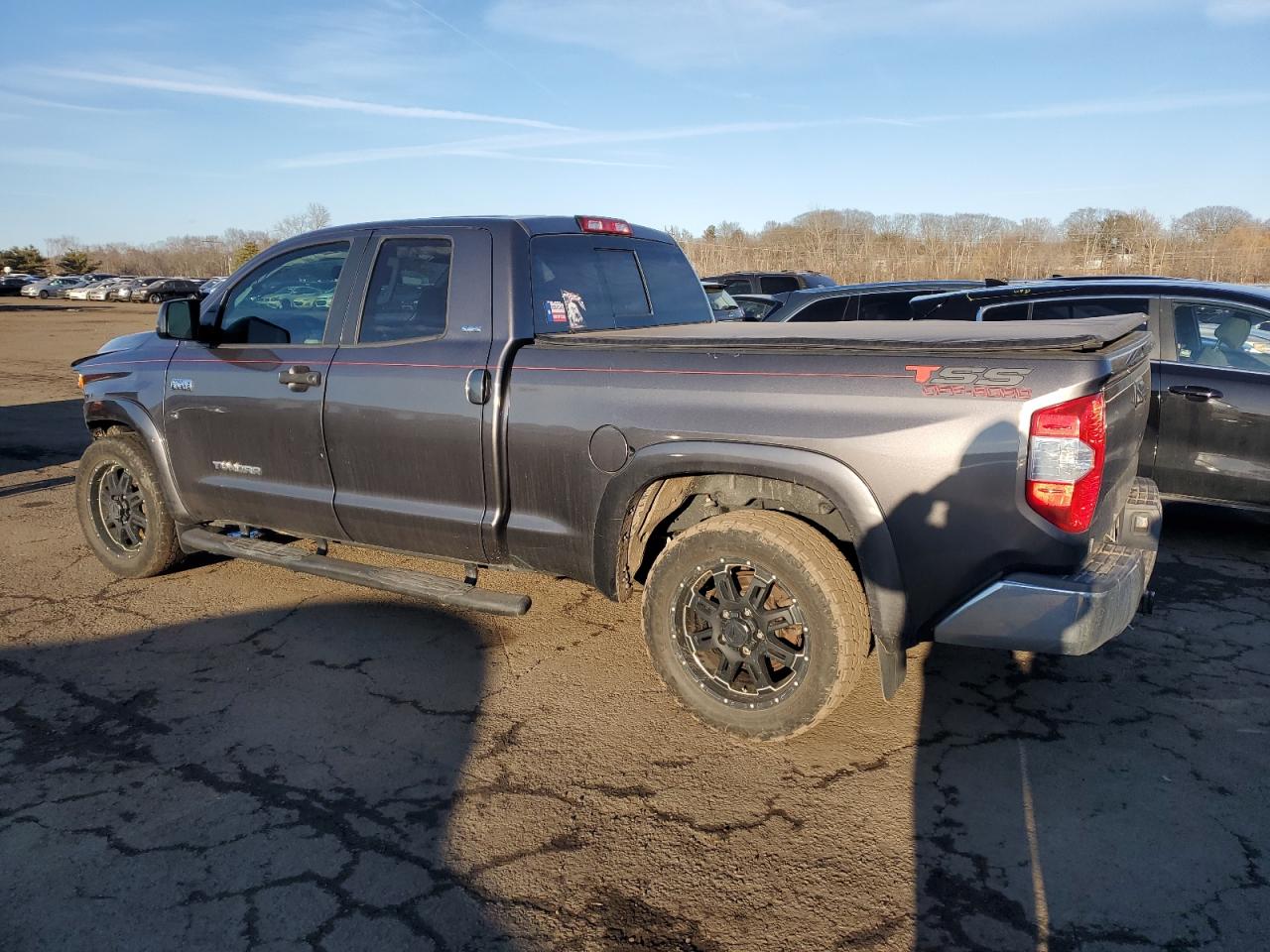 2016 Toyota Tundra - Image 2