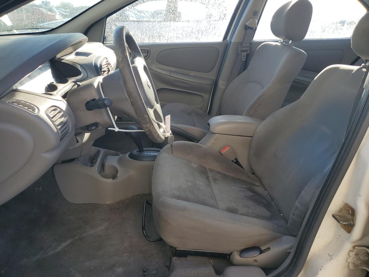 2003 Dodge Neon - Image 7