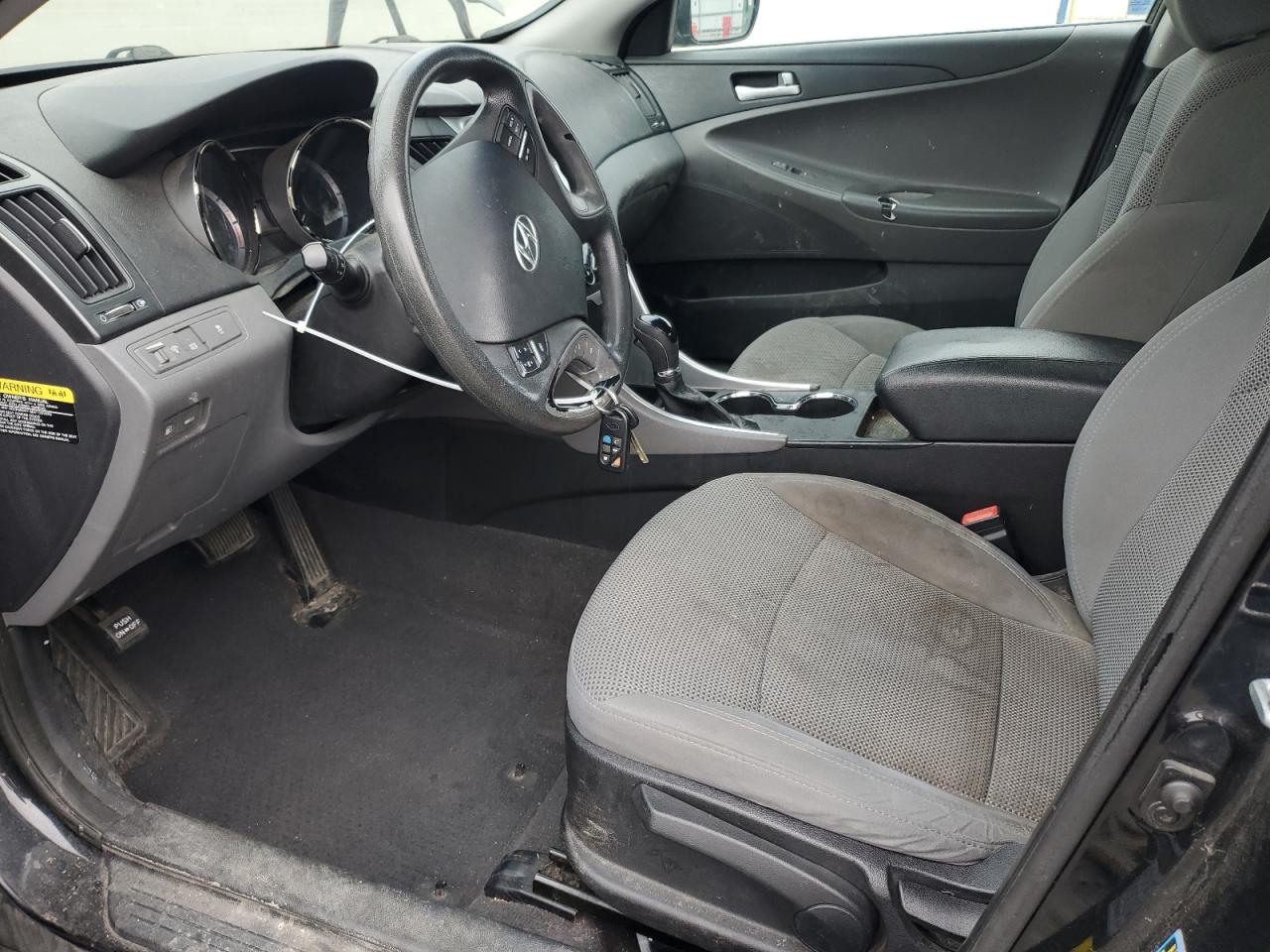 2013 Hyundai Sonata - Image 7