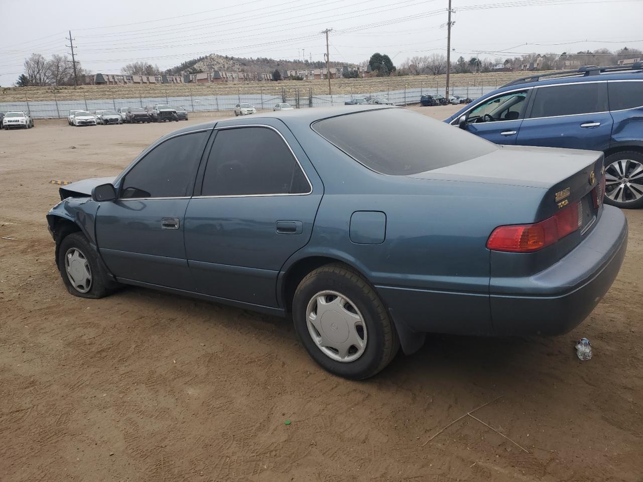 2000 Toyota Camry - Image 2