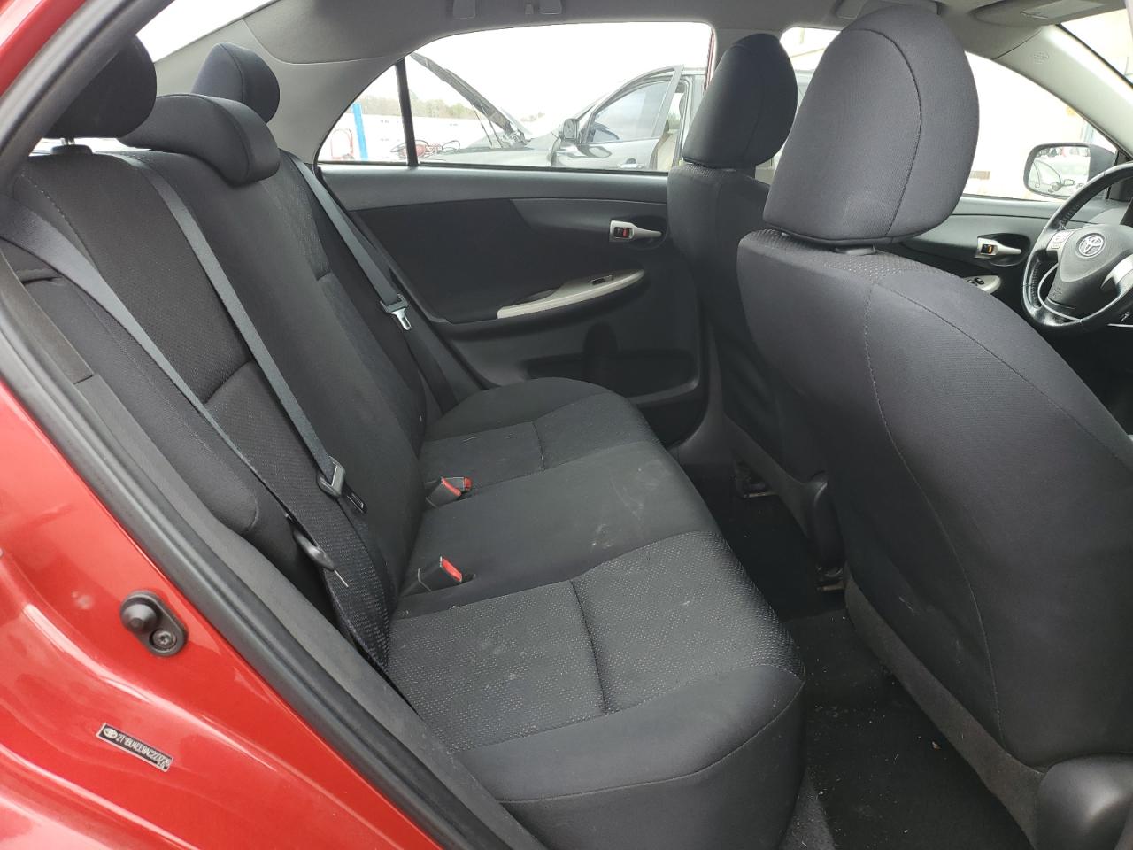2010 Toyota Corolla - Image 10