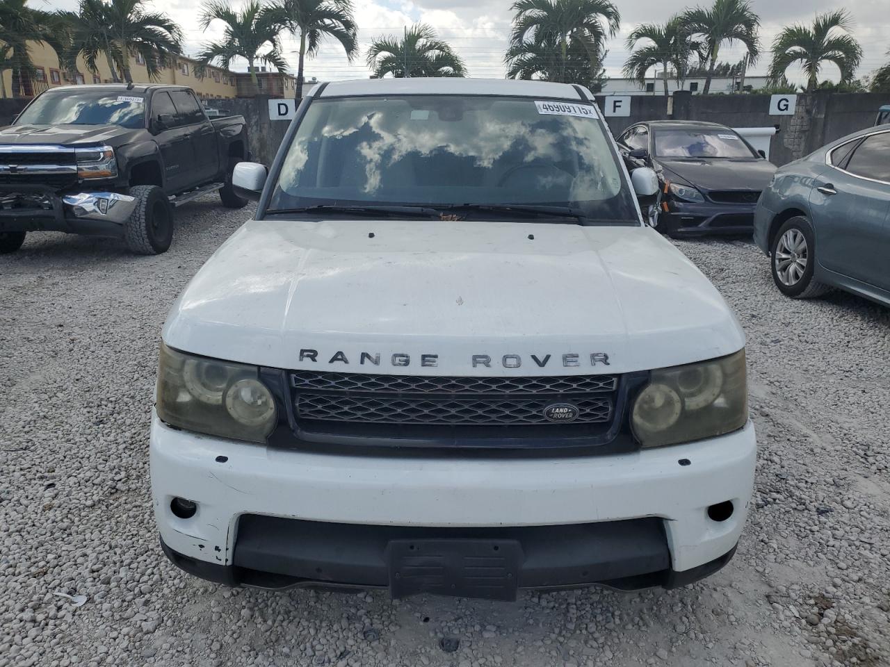 2012 Land Rover Range Rover - Image 5
