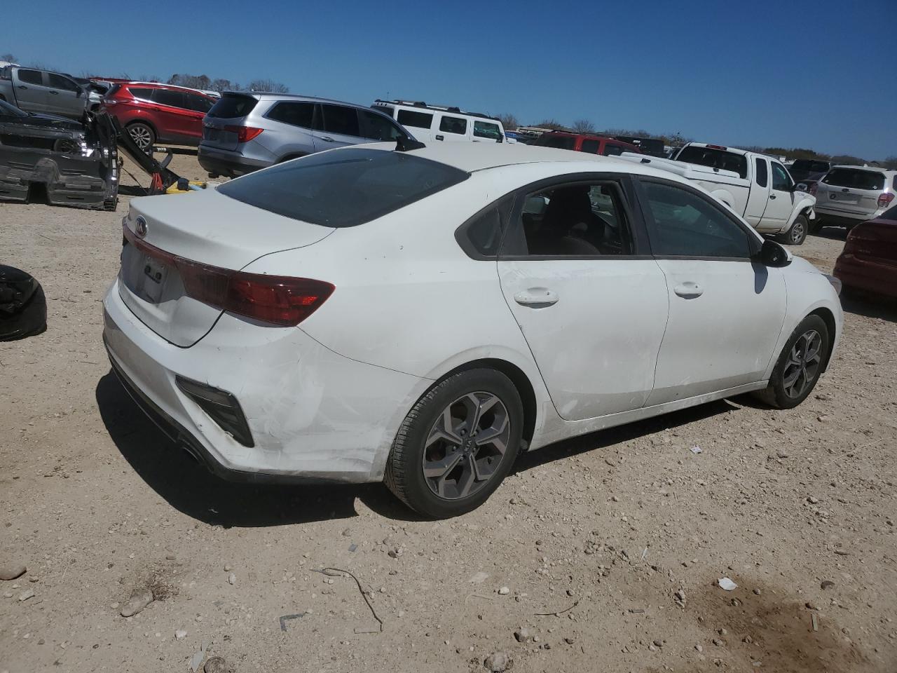 2021 Kia Forte - Image 3