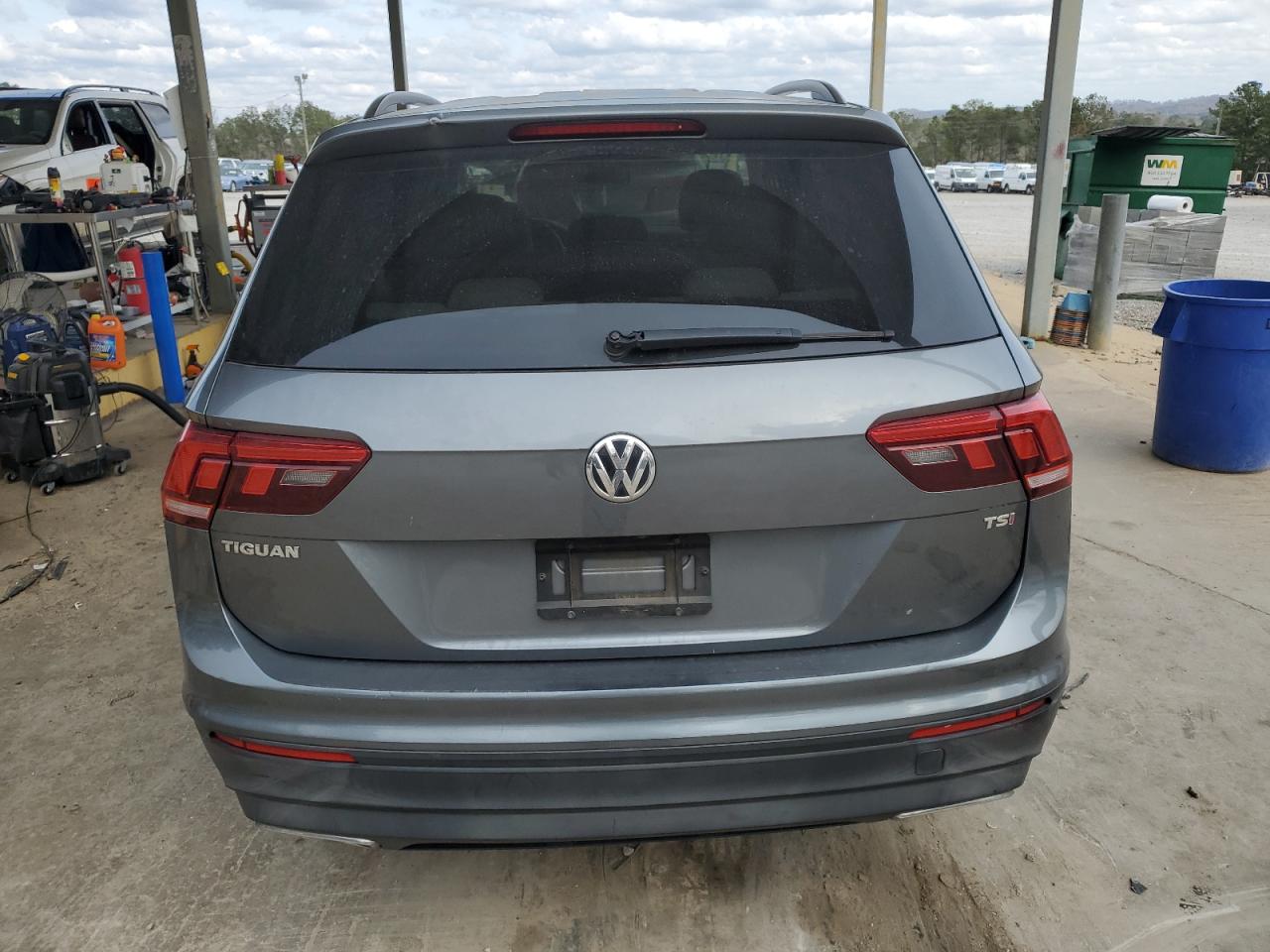 2018 Volkswagen Tiguan - Image 6