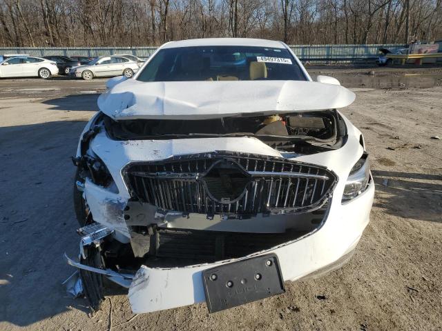  BUICK LACROSSE 2017 Белы