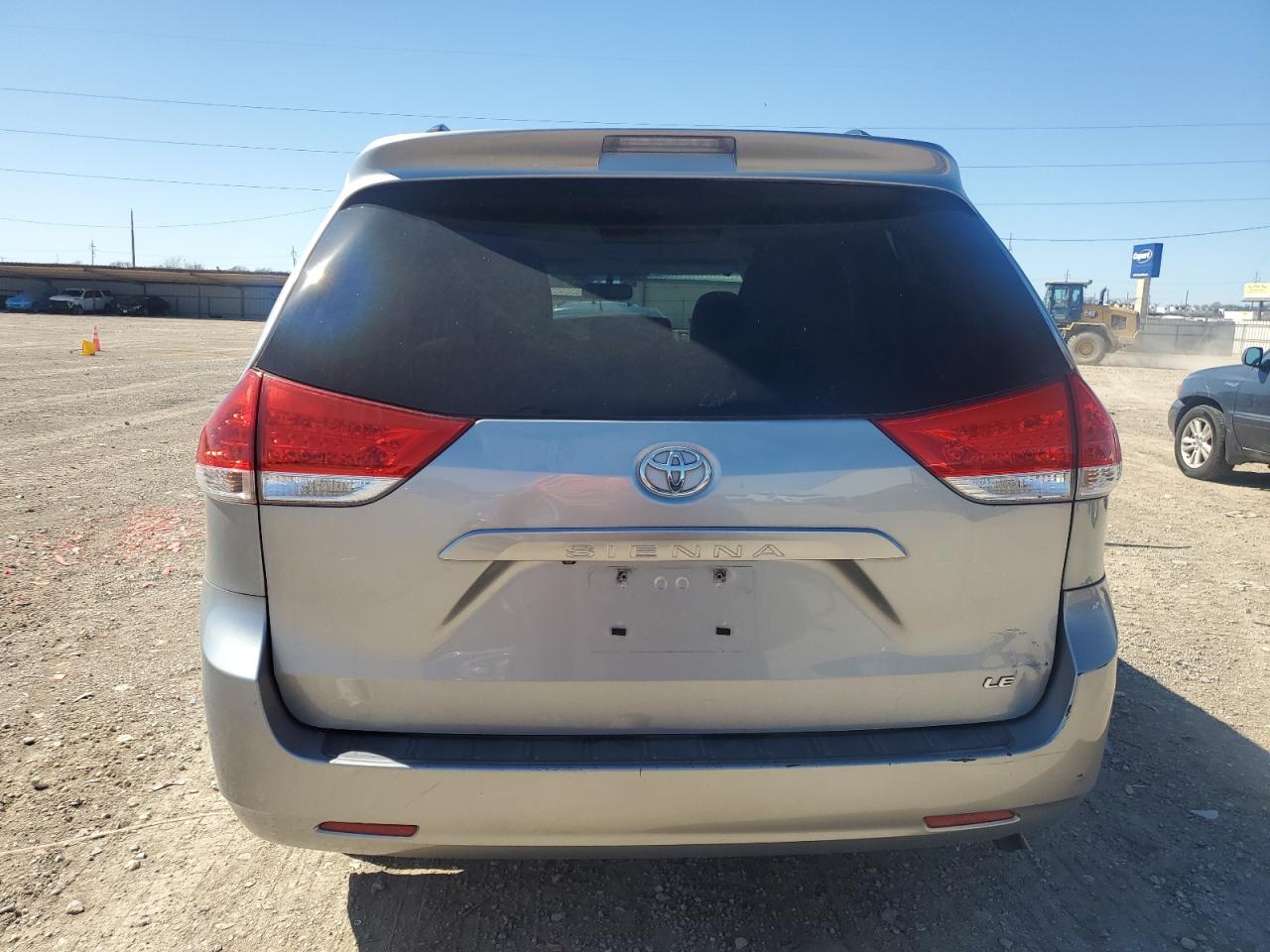 2013 Toyota Sienna - Image 6