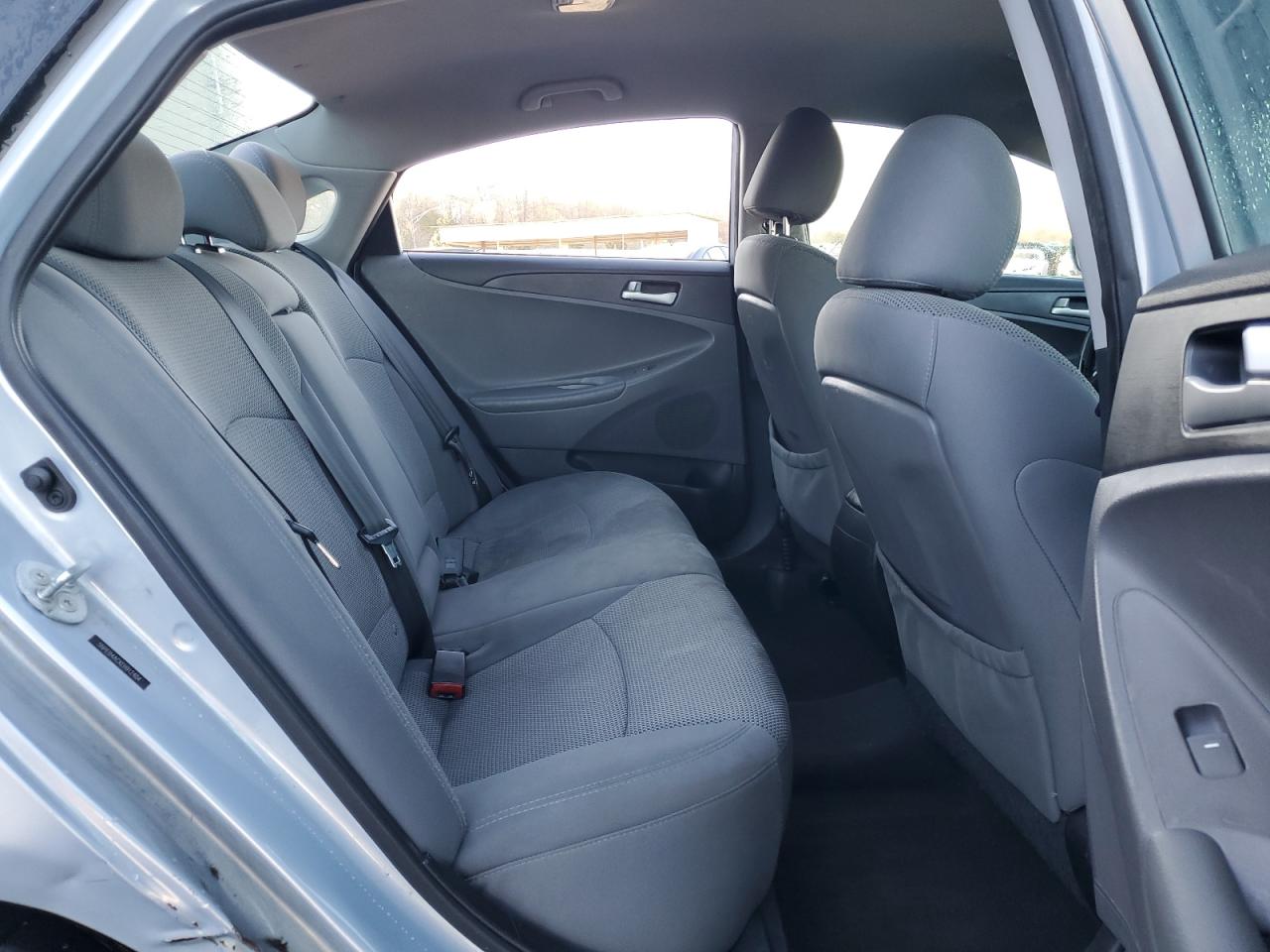 2014 Hyundai Sonata - Image 10