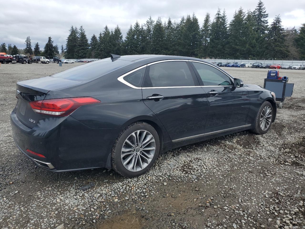2016 Hyundai Genesis - Image 3