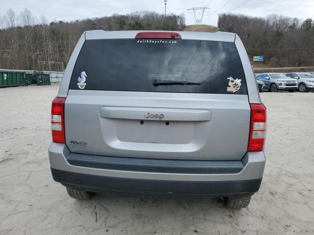  JEEP PATRIOT 2017 Серебристый
