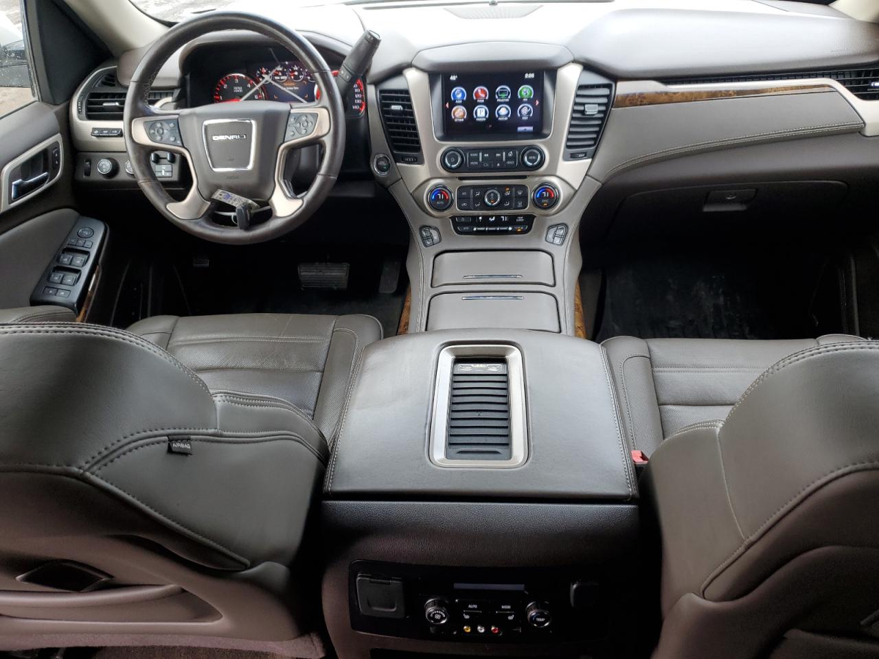 2016 GMC Yukon - Image 8