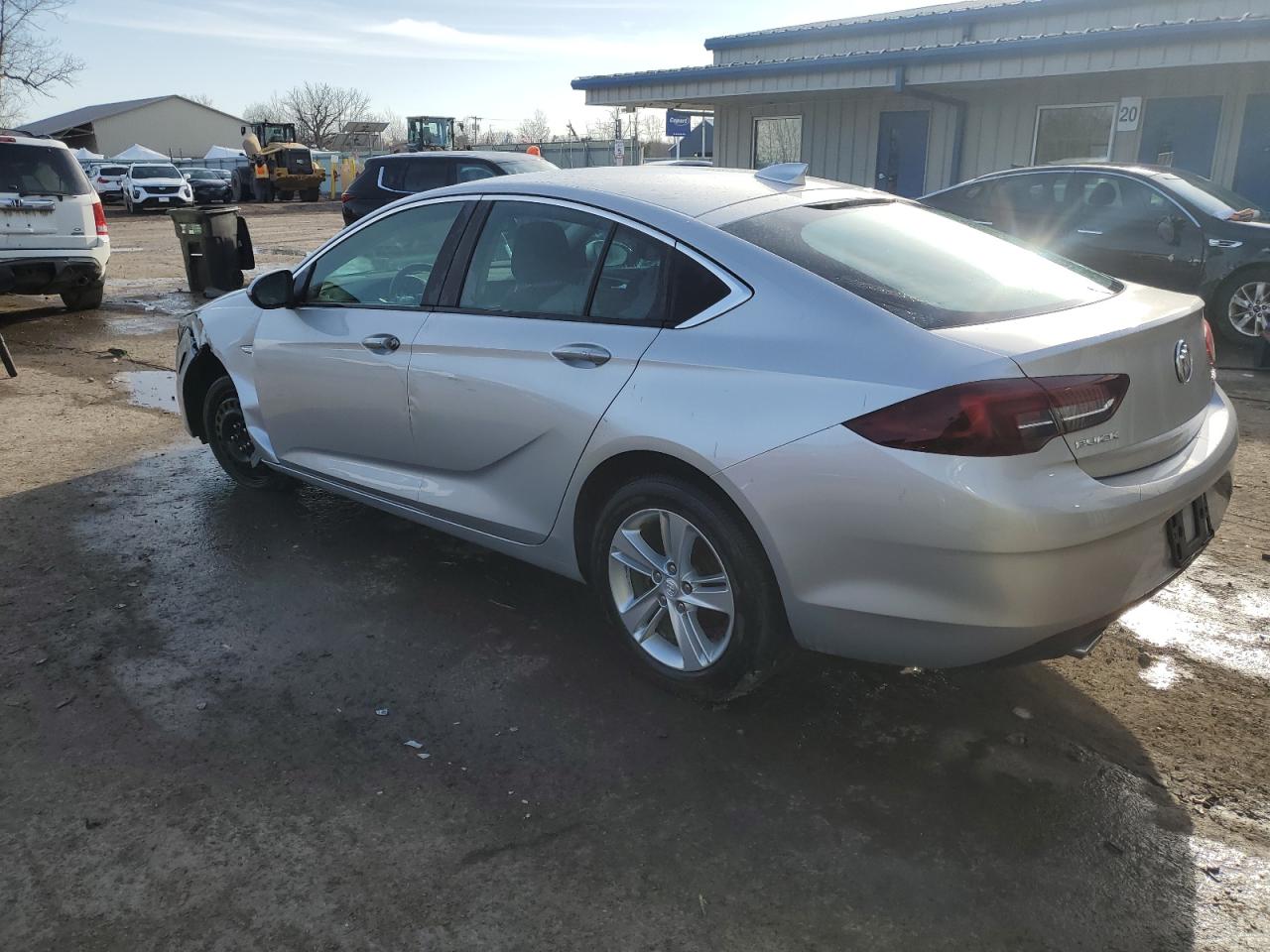 2018 Buick Regal - Image 2