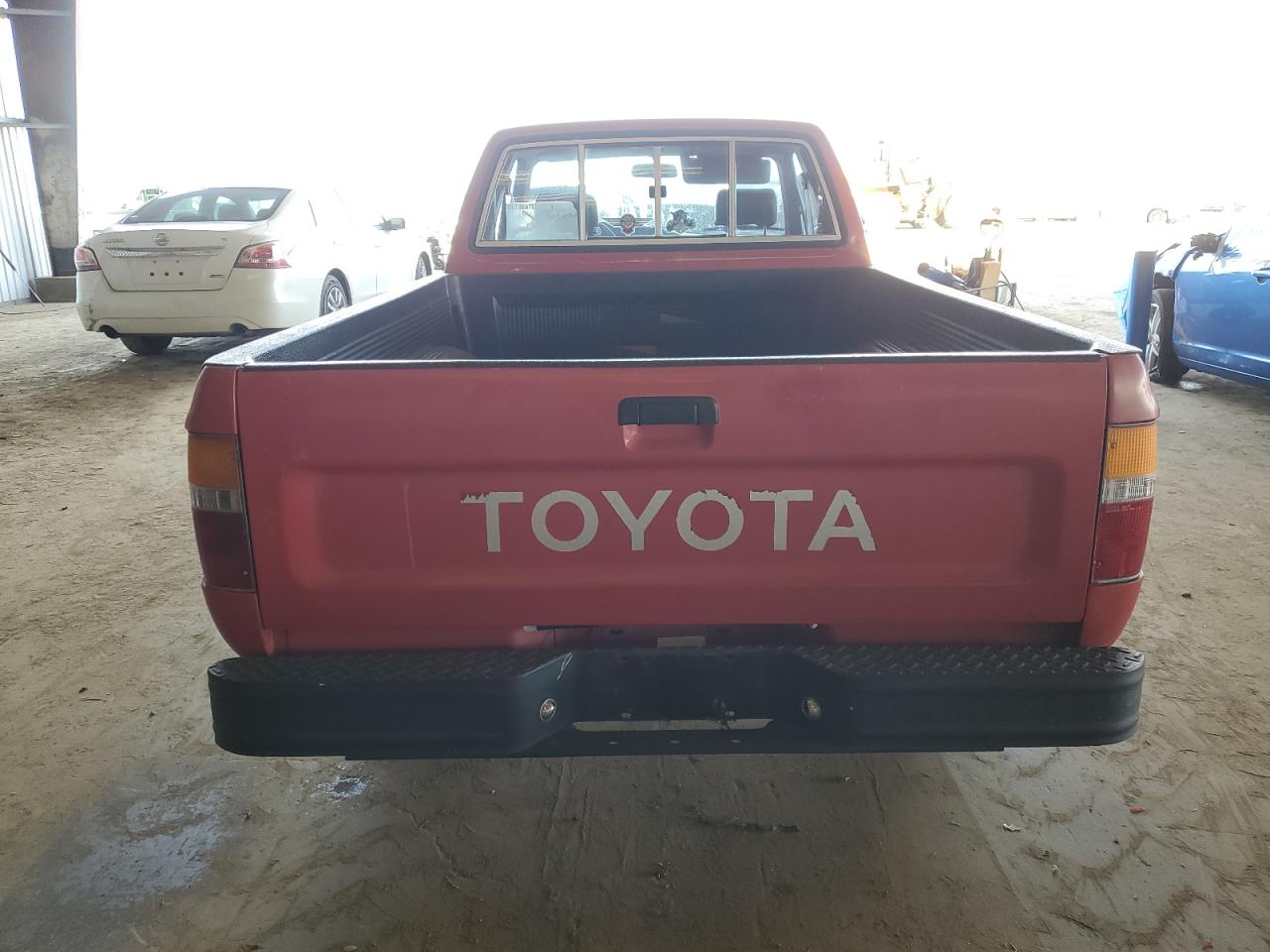 1989 Toyota Pickup - Image 6