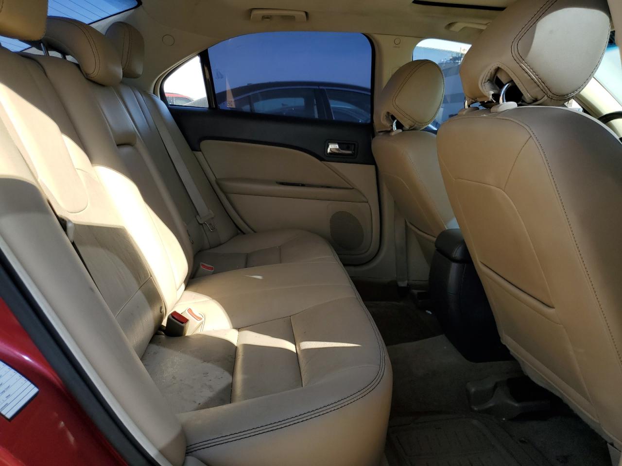 2012 Ford Fusion - Image 10