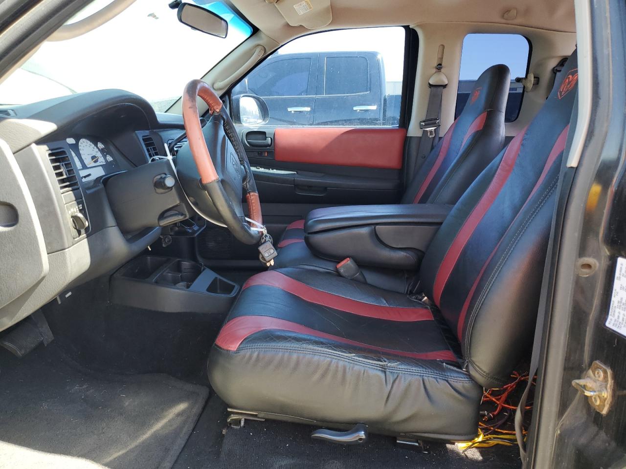 2001 Dodge Dakota - Image 7