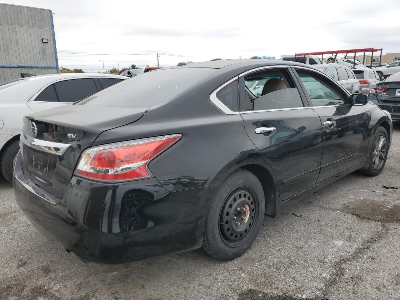 2015 Nissan Altima - Image 3