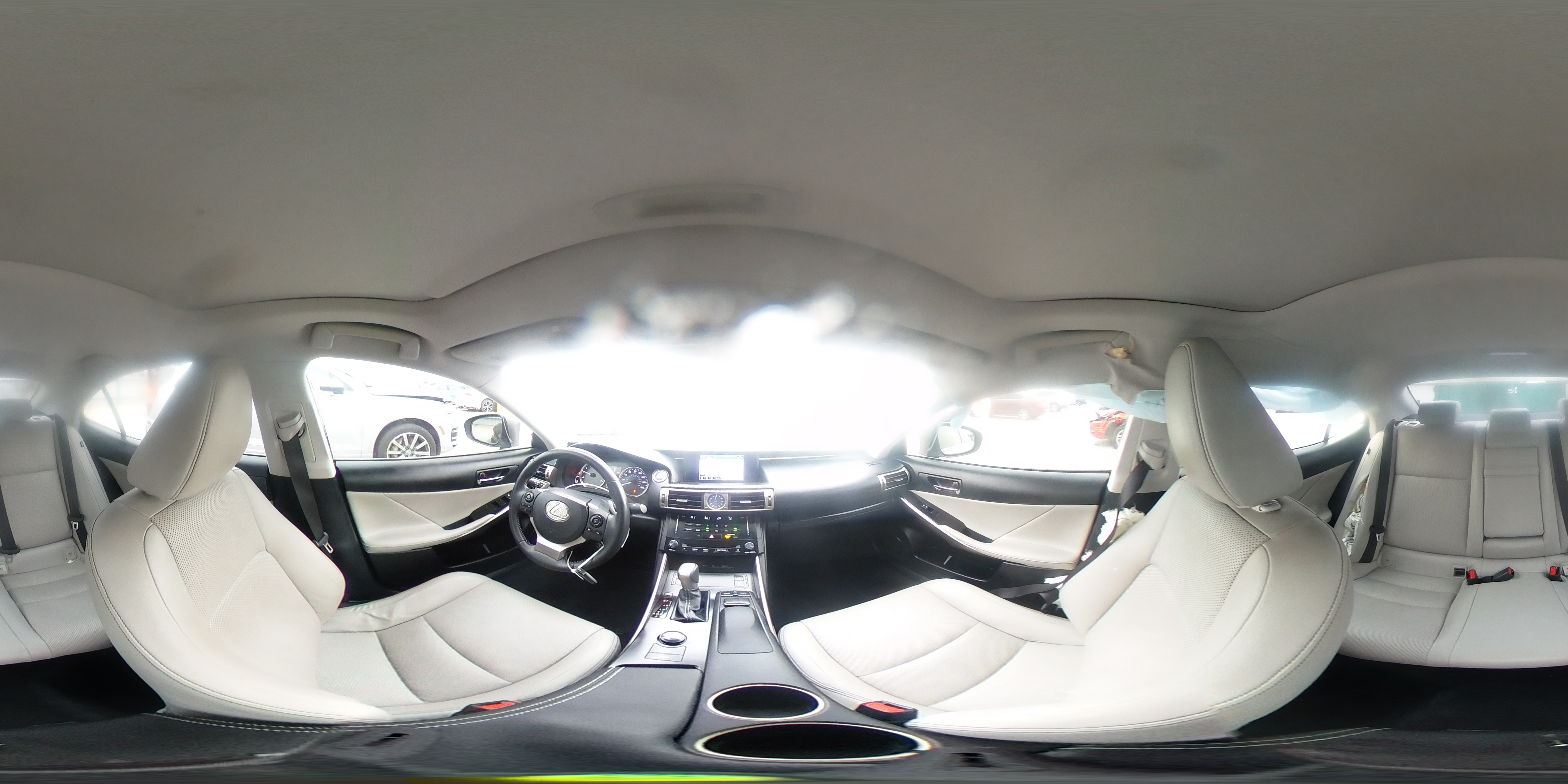 2014 Lexus IS - Image 13