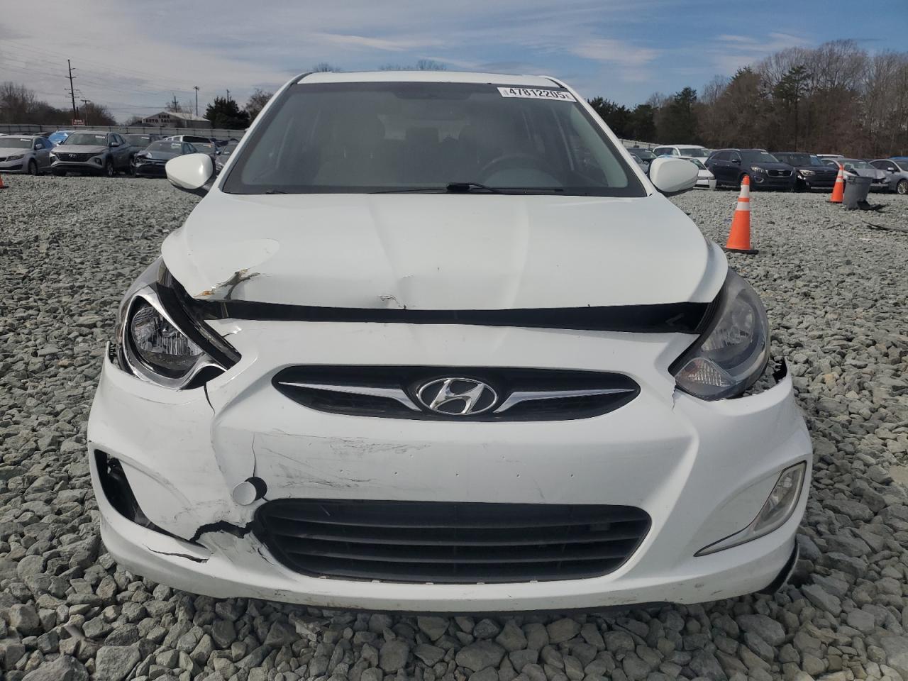 2013 Hyundai Accent - Image 5