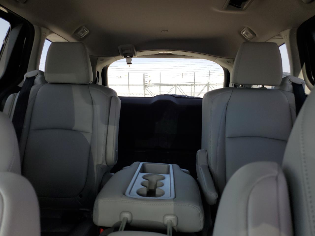 2019 Honda Odyssey - Image 10