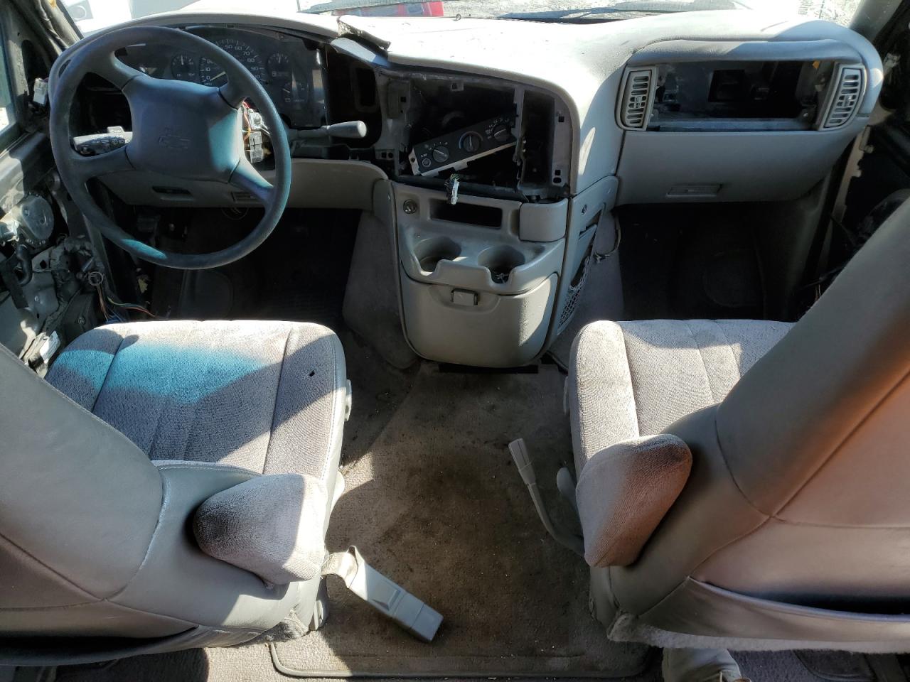1999 Chevrolet Astro VIN: 1GNDM19W8XB202187 Lot: 50750155