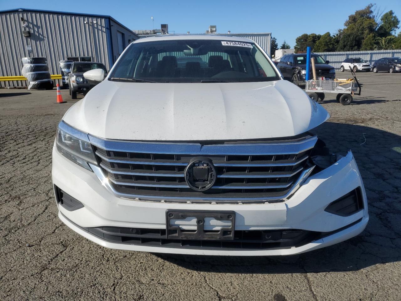 2020 Volkswagen Passat - Image 5
