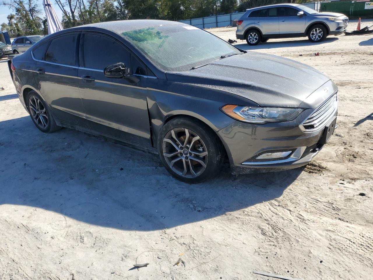 2017 Ford Fusion - Image 4