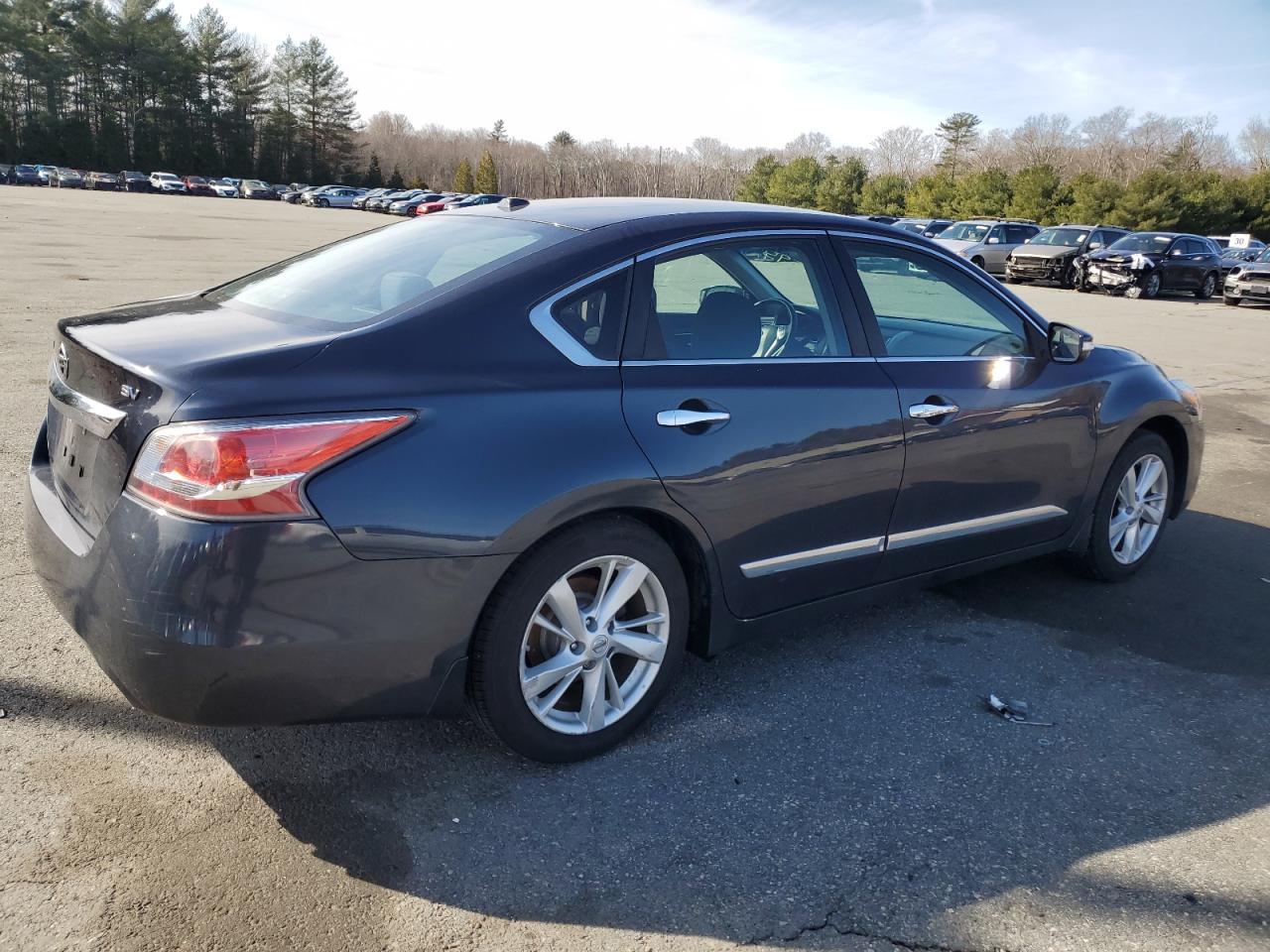 2015 Nissan Altima - Image 3