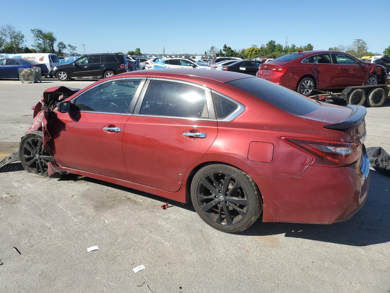 2017 Nissan Altima - Image 2