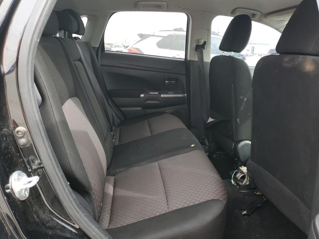 2019 Mitsubishi Outlander - Image 11