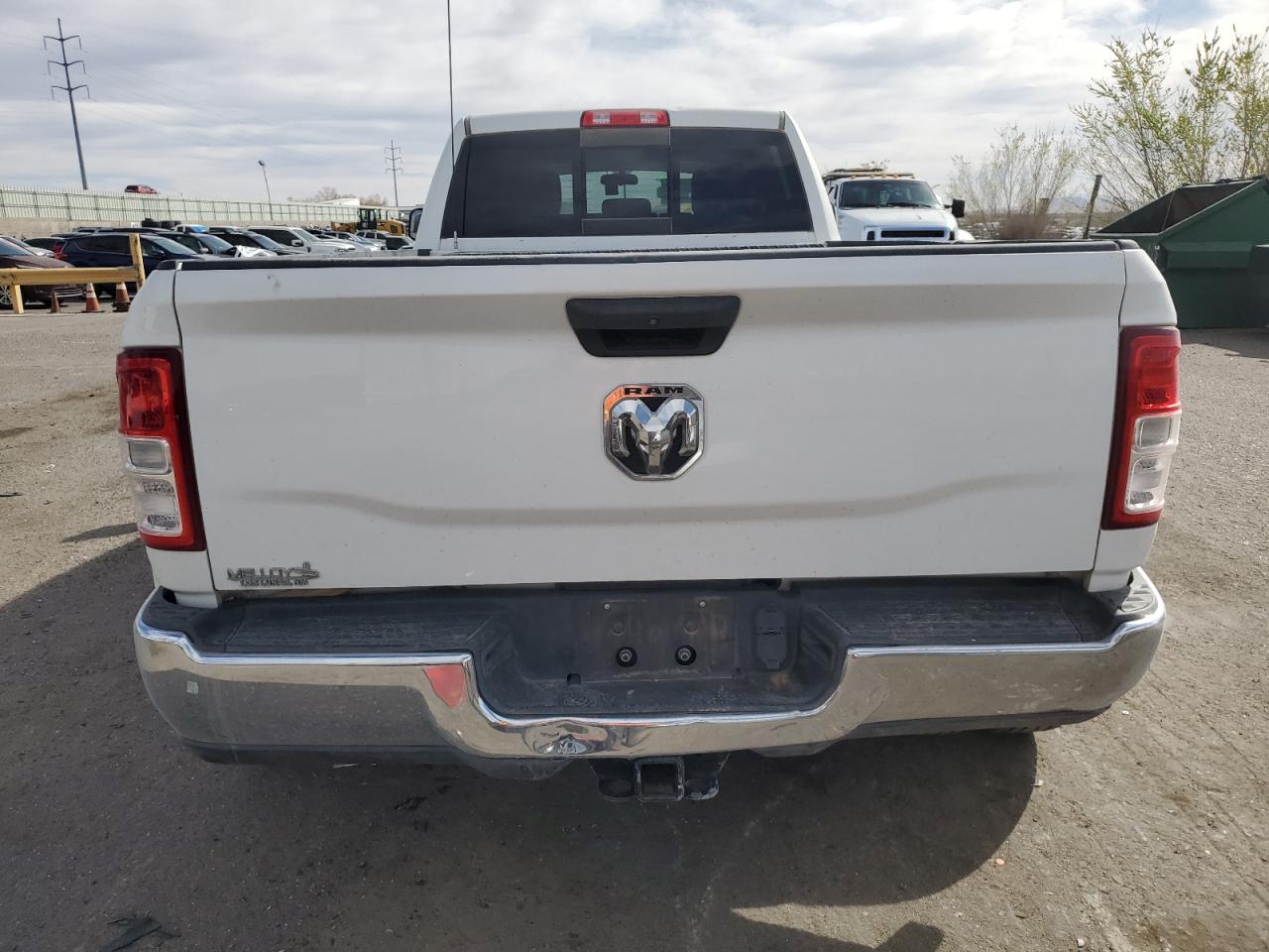 2019 RAM 3500 - Image 6