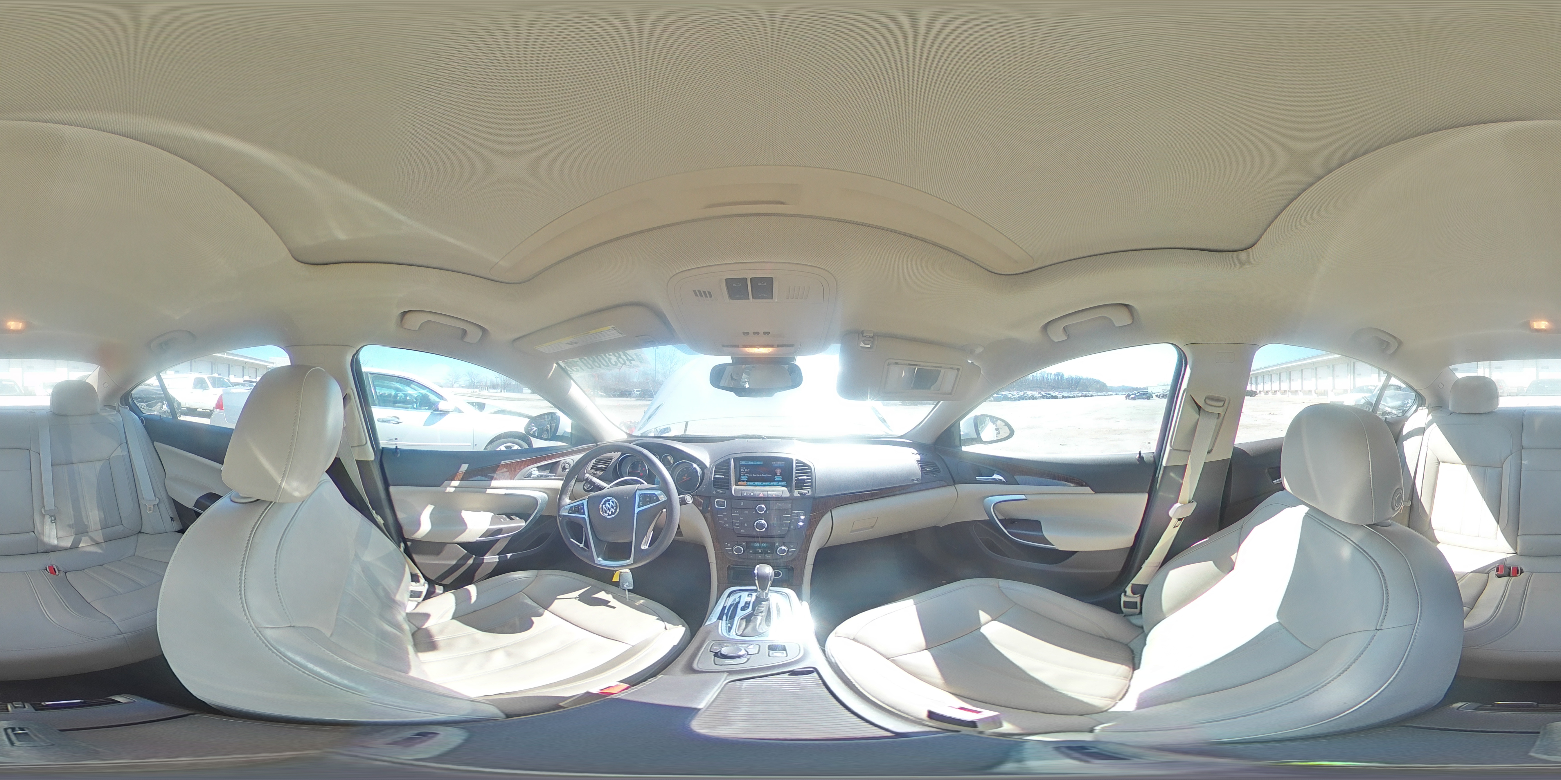 2013 Buick Regal - Image 13