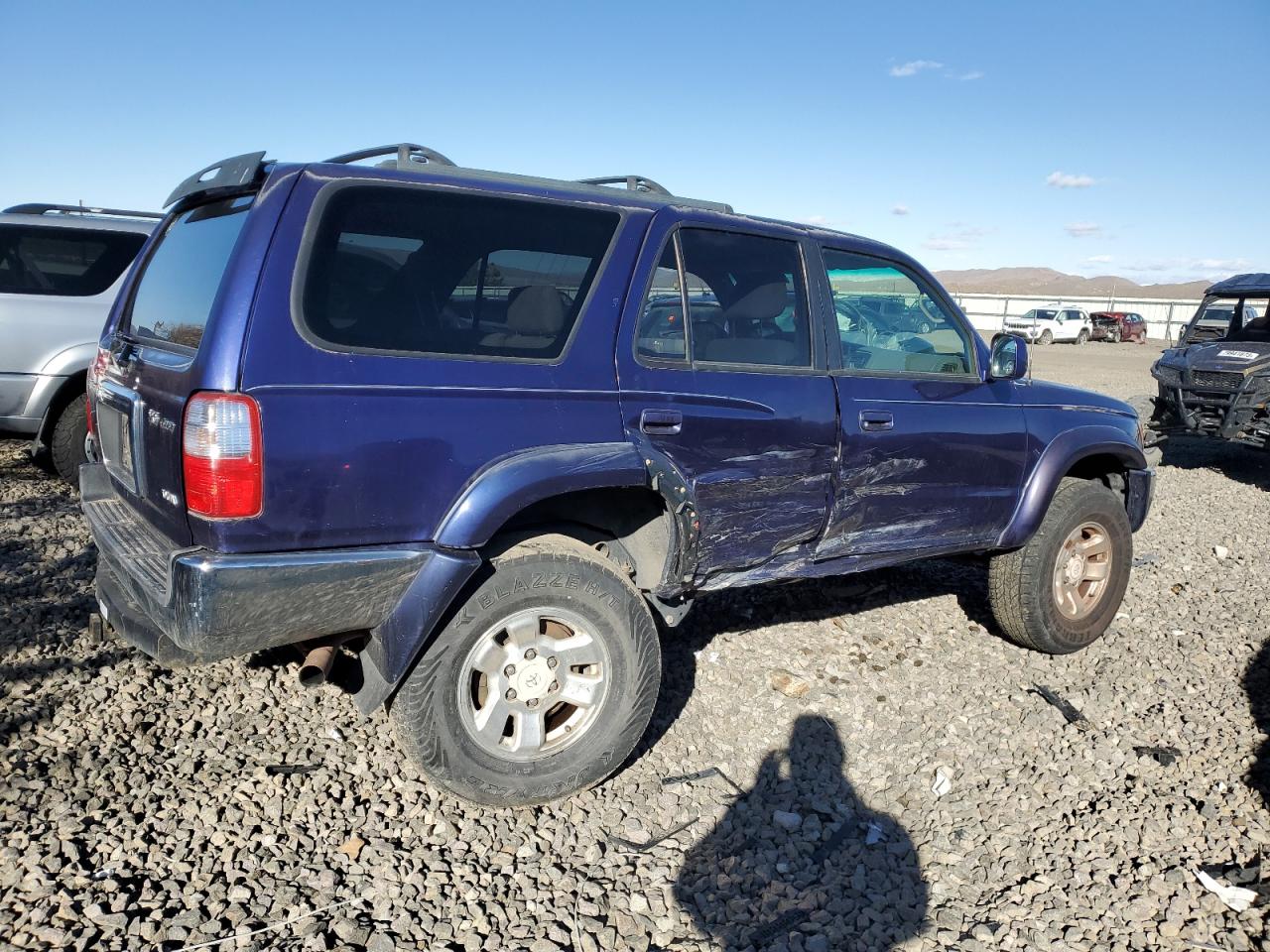 2002 Toyota 4Runner - Image 3