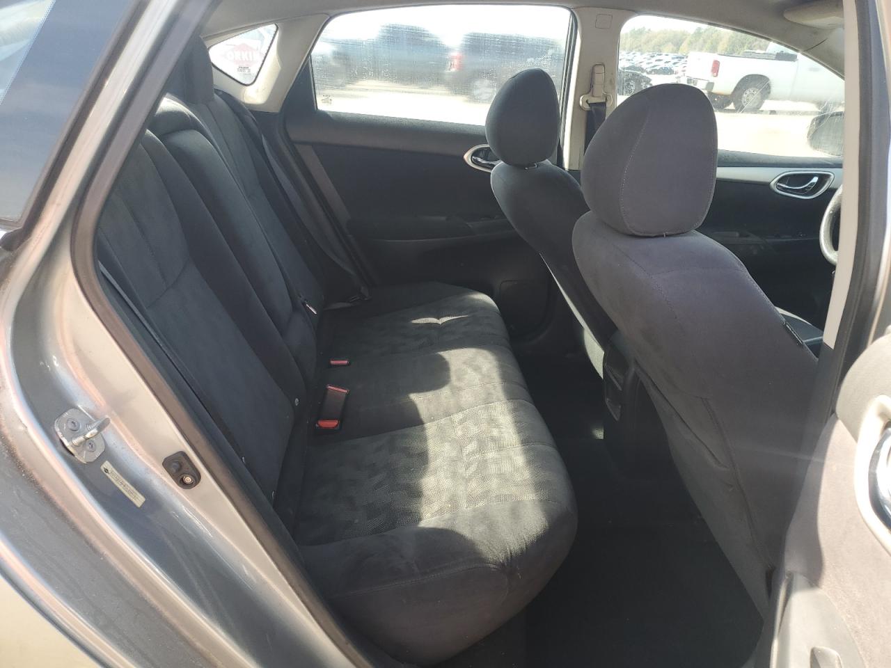 2013 Nissan Sentra - Image 10