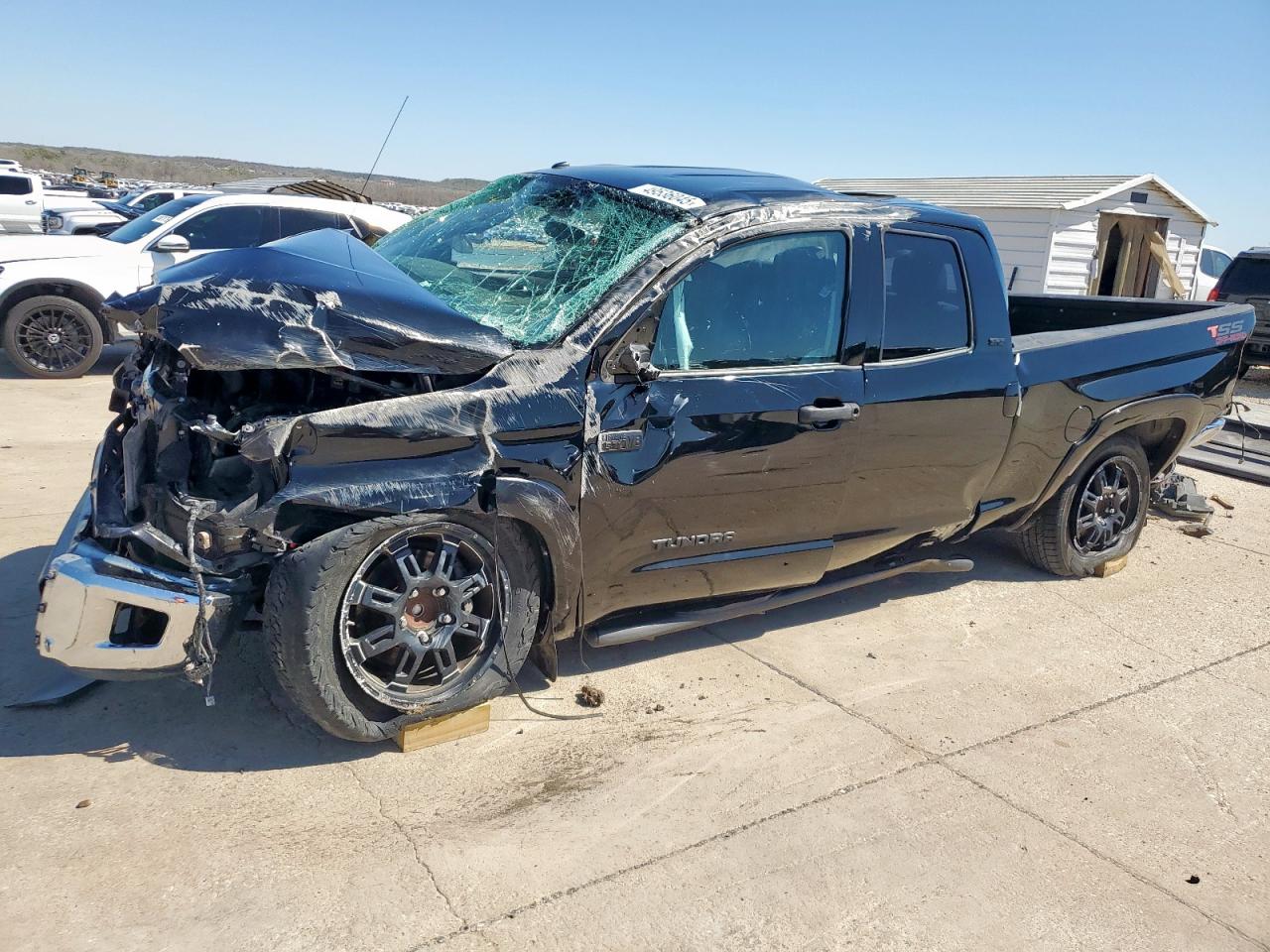 5TFRW5F14GX200688 TOYOTA TUNDRA 2016